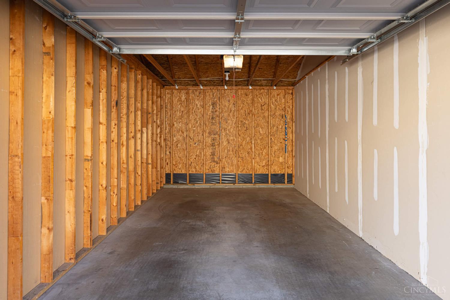 Dayton, Ohio 45440, United States, 2 Bedrooms Bedrooms, ,2 BathroomsBathrooms,Residential,Active,231259