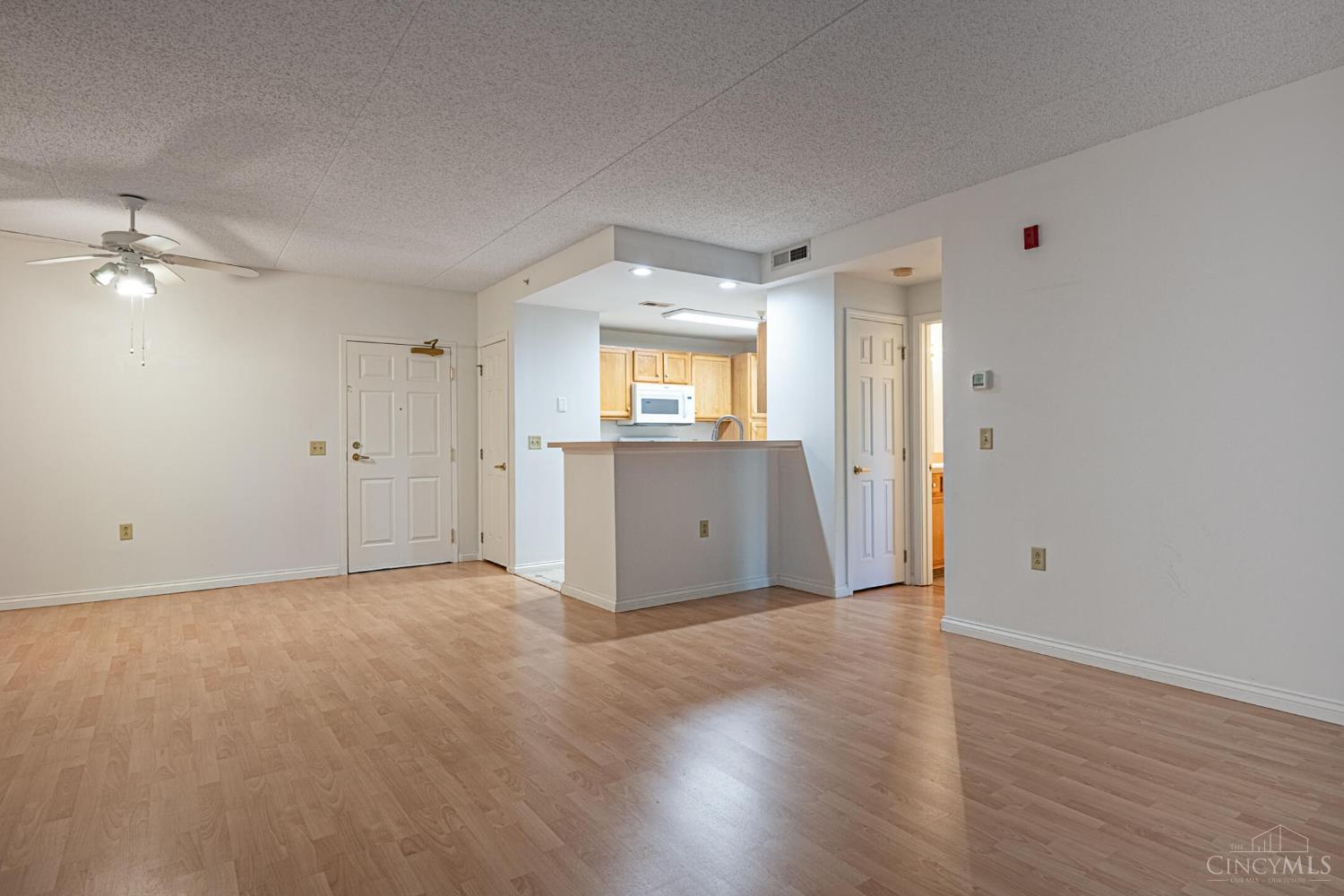 Dayton, Ohio 45440, United States, 2 Bedrooms Bedrooms, ,2 BathroomsBathrooms,Residential,Active,231259