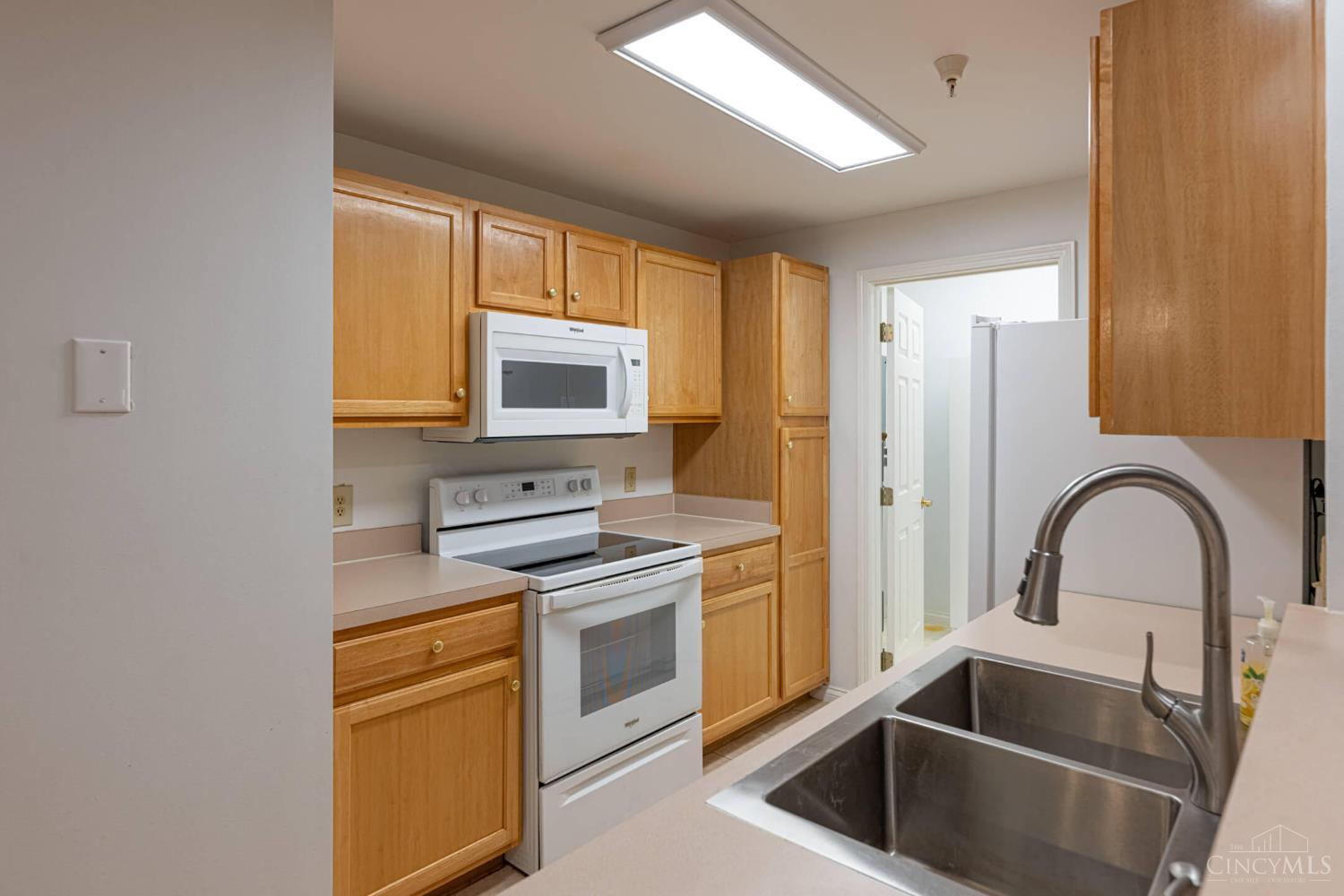 Dayton, Ohio 45440, United States, 2 Bedrooms Bedrooms, ,2 BathroomsBathrooms,Residential,Active,231259