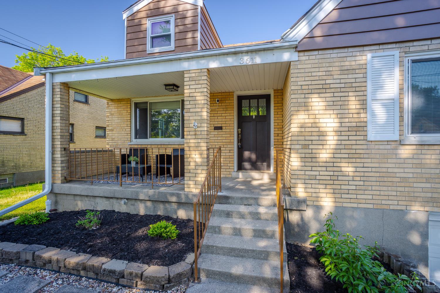 3611 Neiheisel Avenue