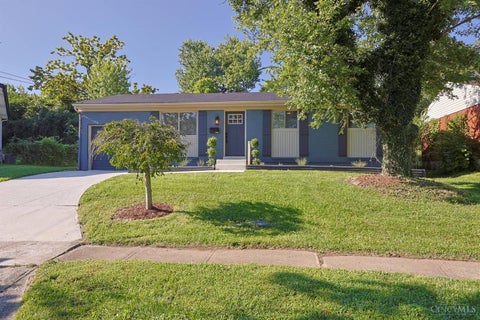 Homes For Sale - 11513 Gaffney Place<br/> Cincinnati, OH 45240