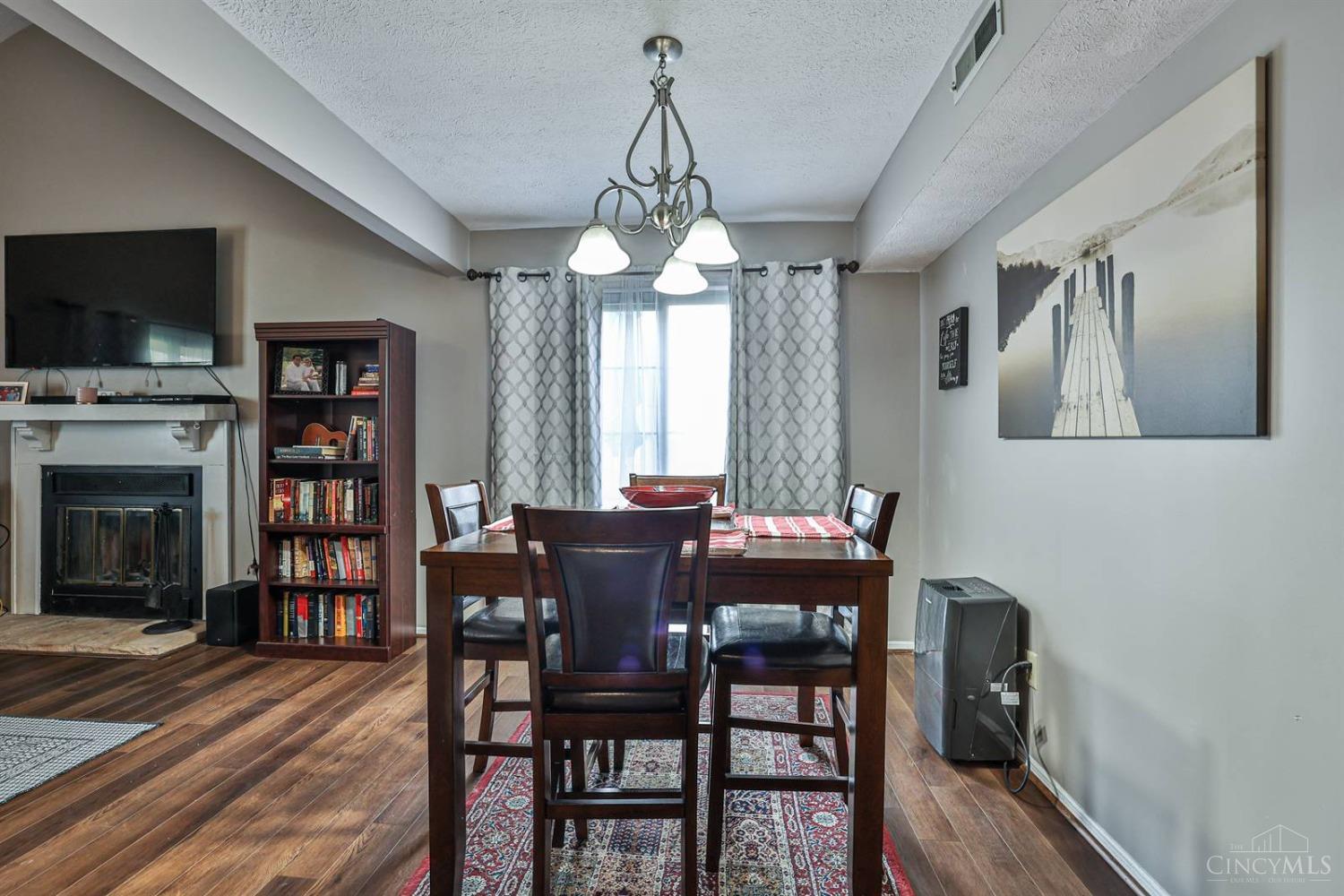 5376 Dogwood Circle, Mason, Ohio image 11