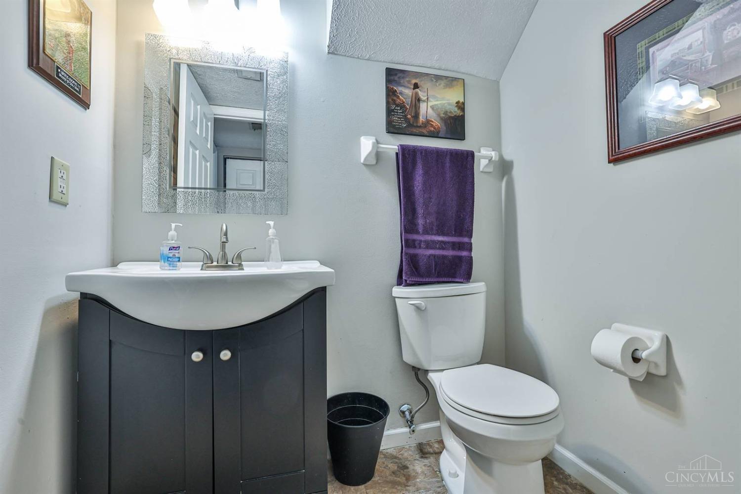5376 Dogwood Circle, Mason, Ohio image 22