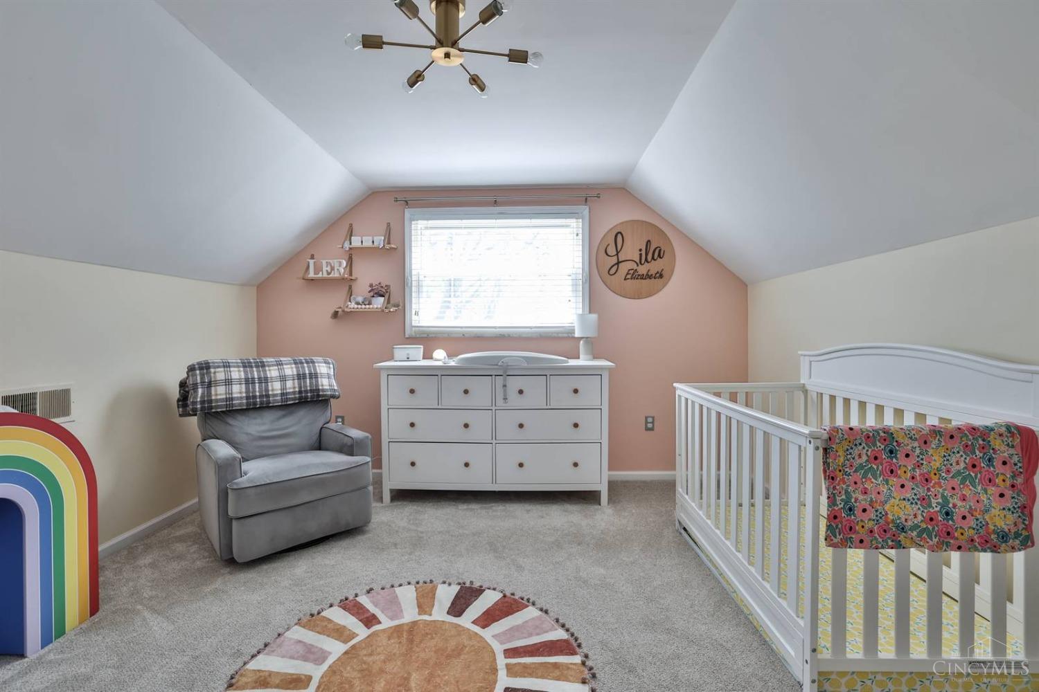 2537 Moundview Drive, Norwood, Ohio image 22