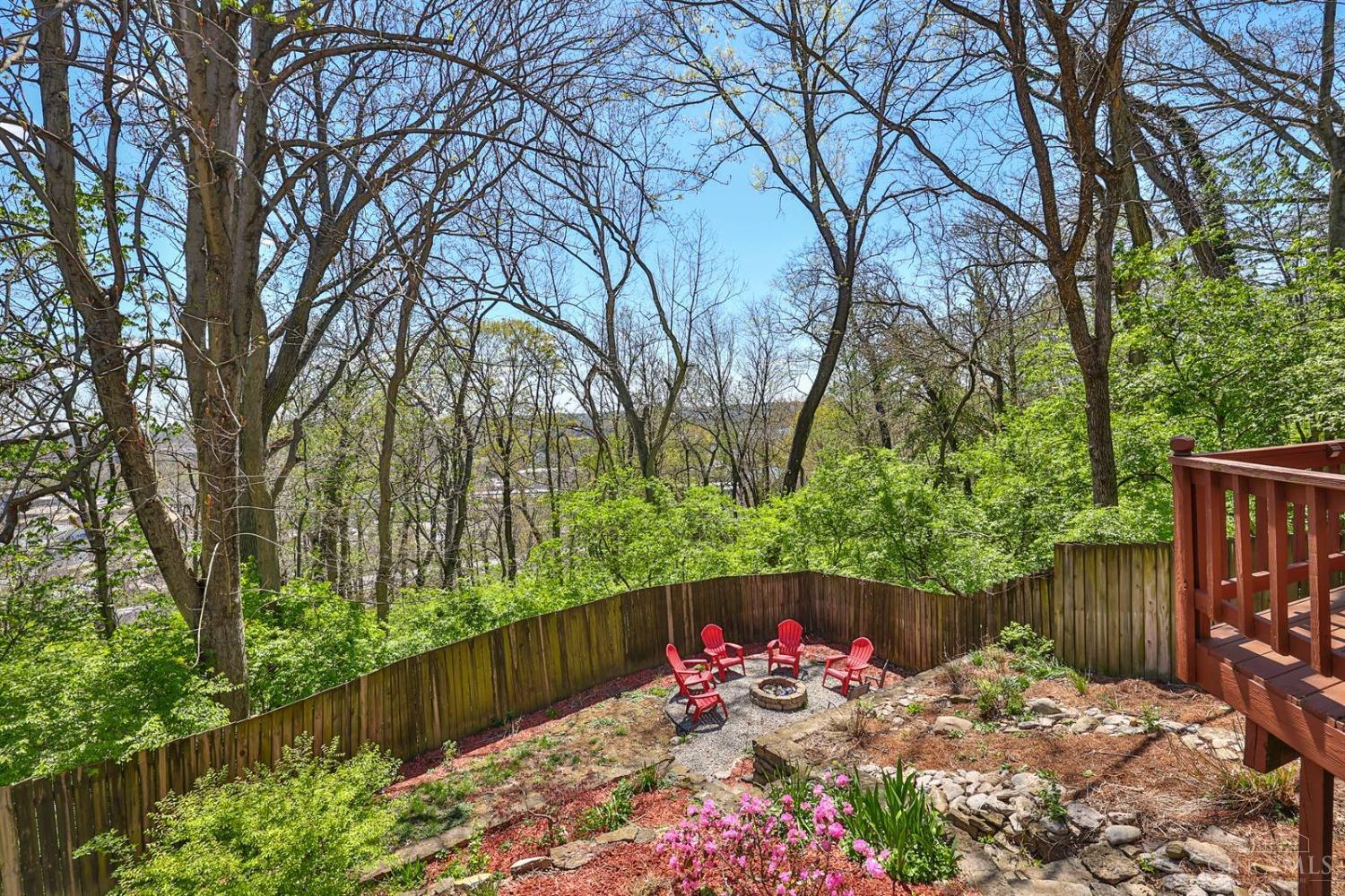 2537 Moundview Drive, Norwood, Ohio image 39