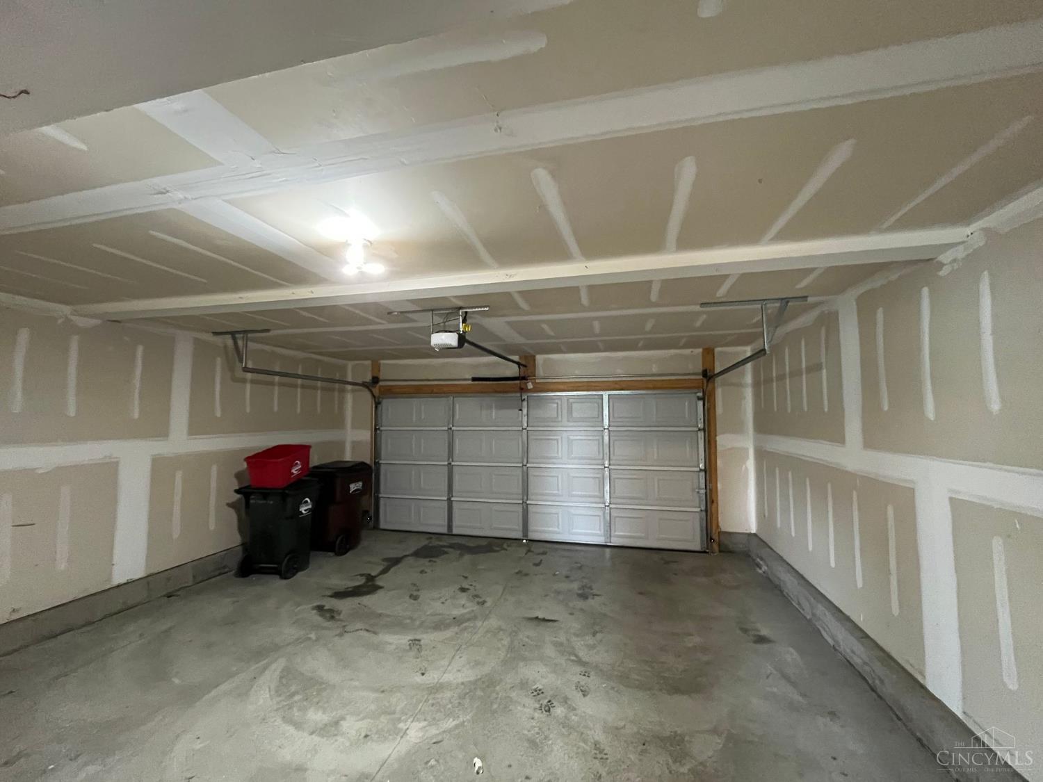 821 Prescot Circle, Trenton, Ohio image 14