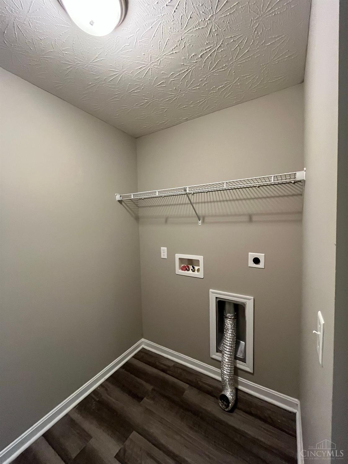 821 Prescot Circle, Trenton, Ohio image 8