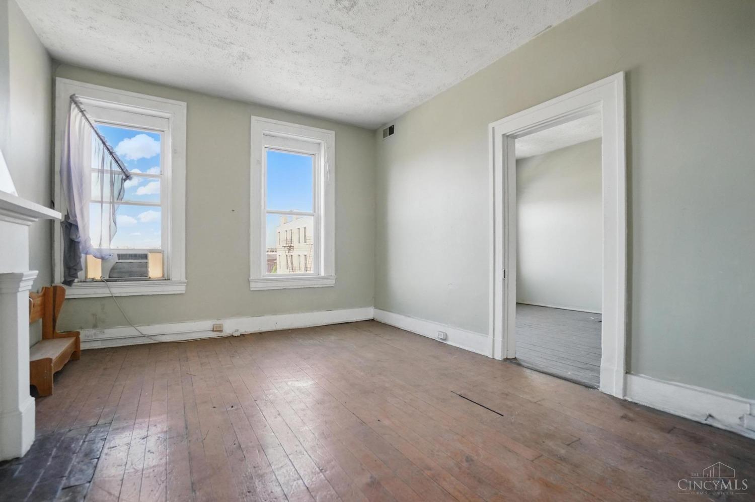 64 E Mcmicken Avenue, Cincinnati, Ohio image 33