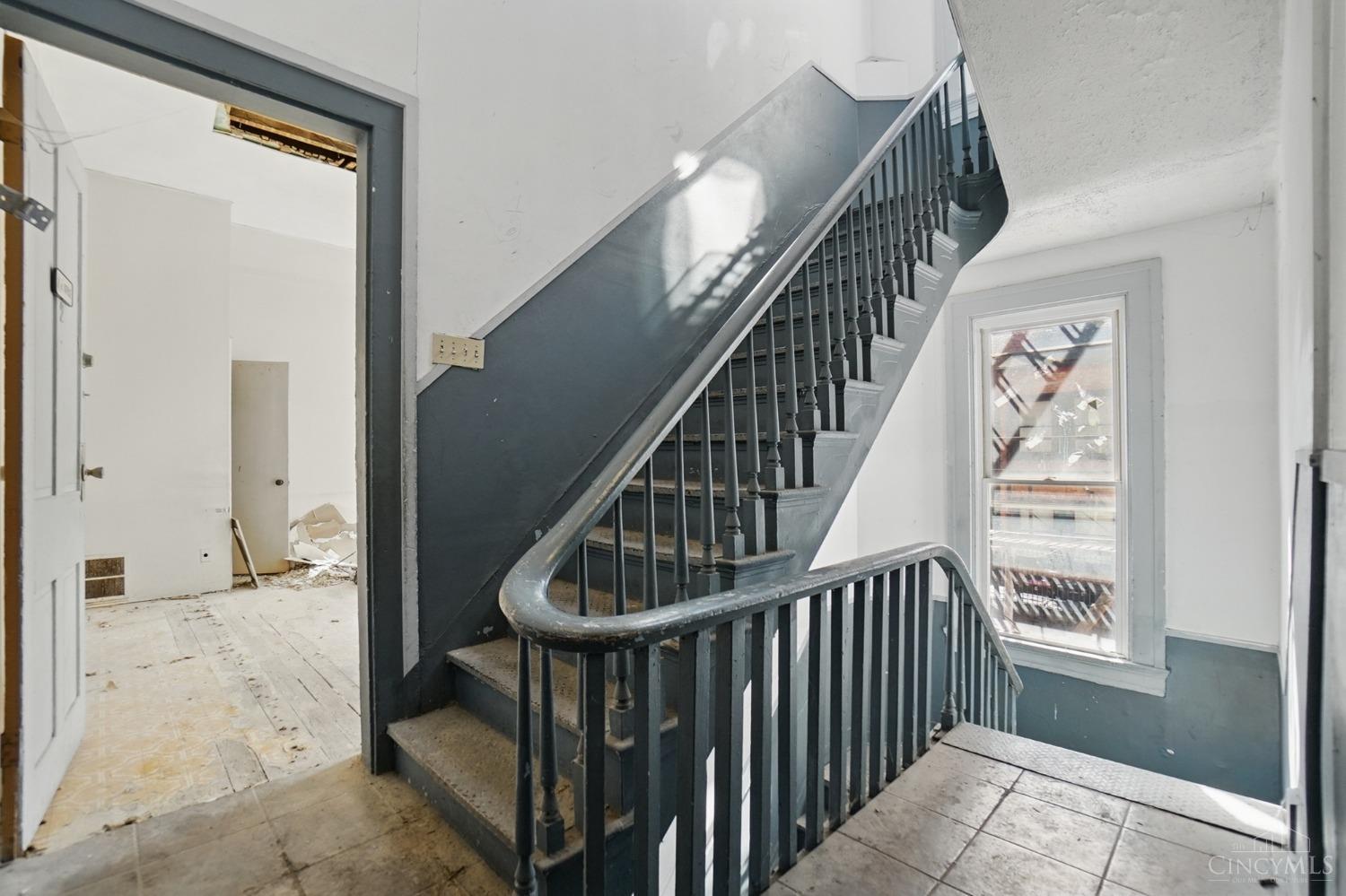 64 E Mcmicken Avenue, Cincinnati, Ohio image 13