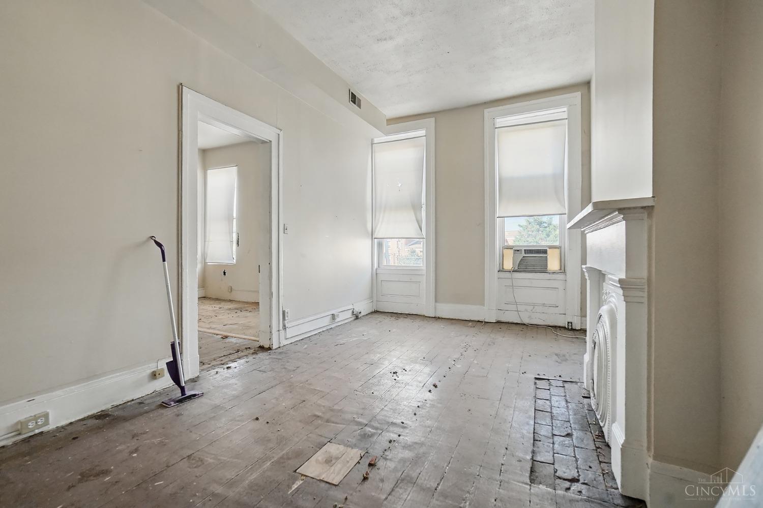 64 E Mcmicken Avenue, Cincinnati, Ohio image 24