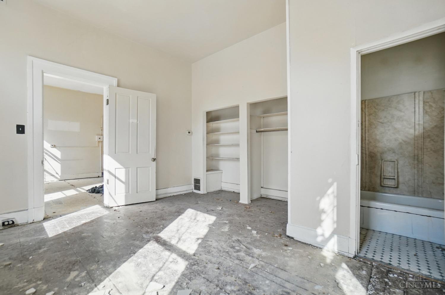 64 E Mcmicken Avenue, Cincinnati, Ohio image 18