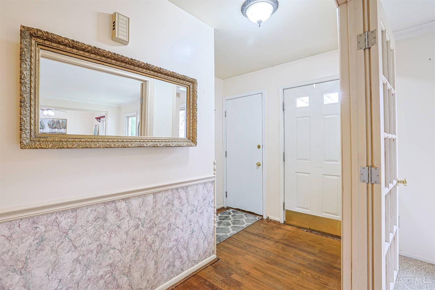 1202 Meadow Knoll Court