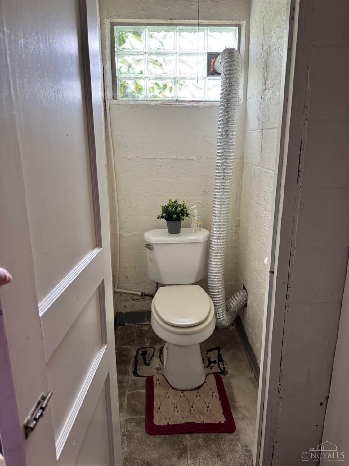 1520 Clovernoll Drive, North College Hill, Ohio image 35