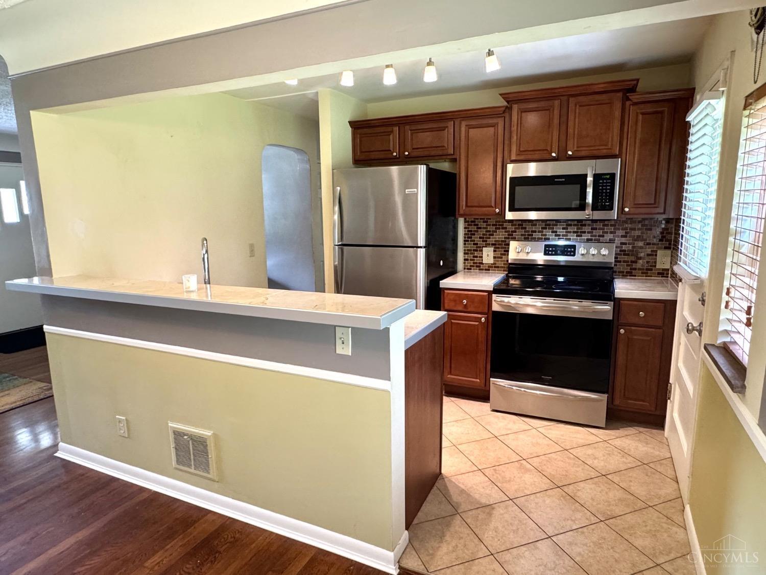 1520 Clovernoll Drive, North College Hill, Ohio image 14