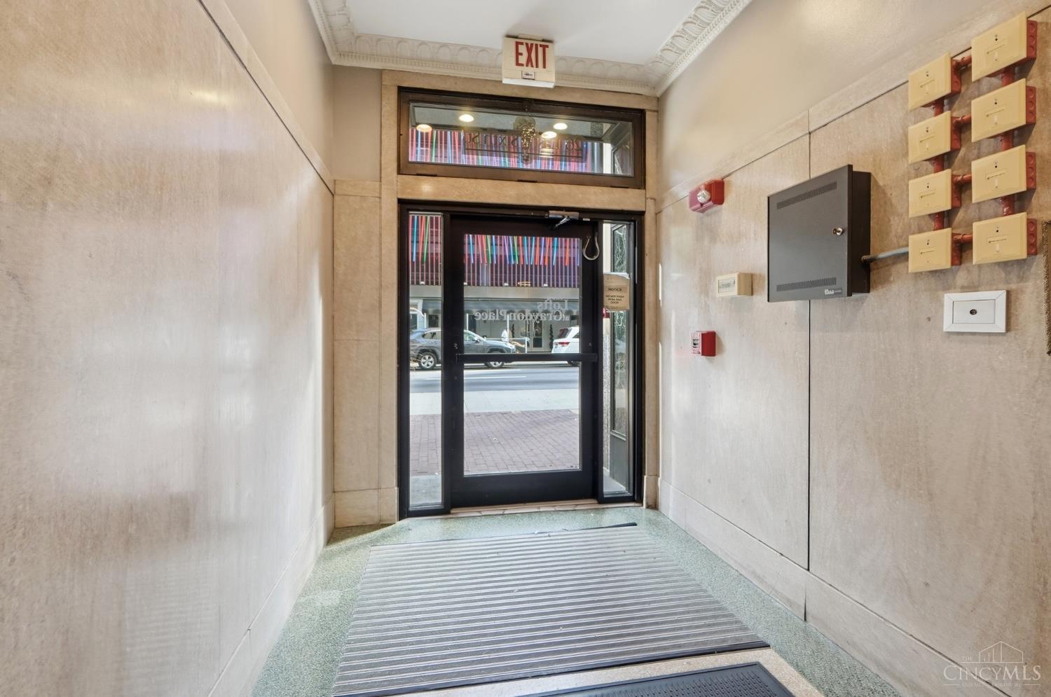 26 E Sixth Street 205