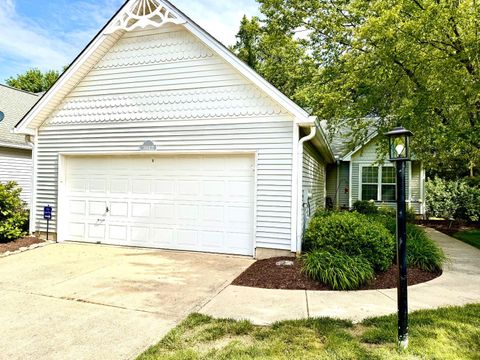 Photo of 7612 Lake Pointe, Maineville, OH 45039 (MLS # 1880259)