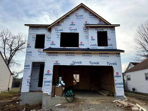 Homes For Sale - 4539 Leslie Avenue<br/> Blue Ash, OH 45242