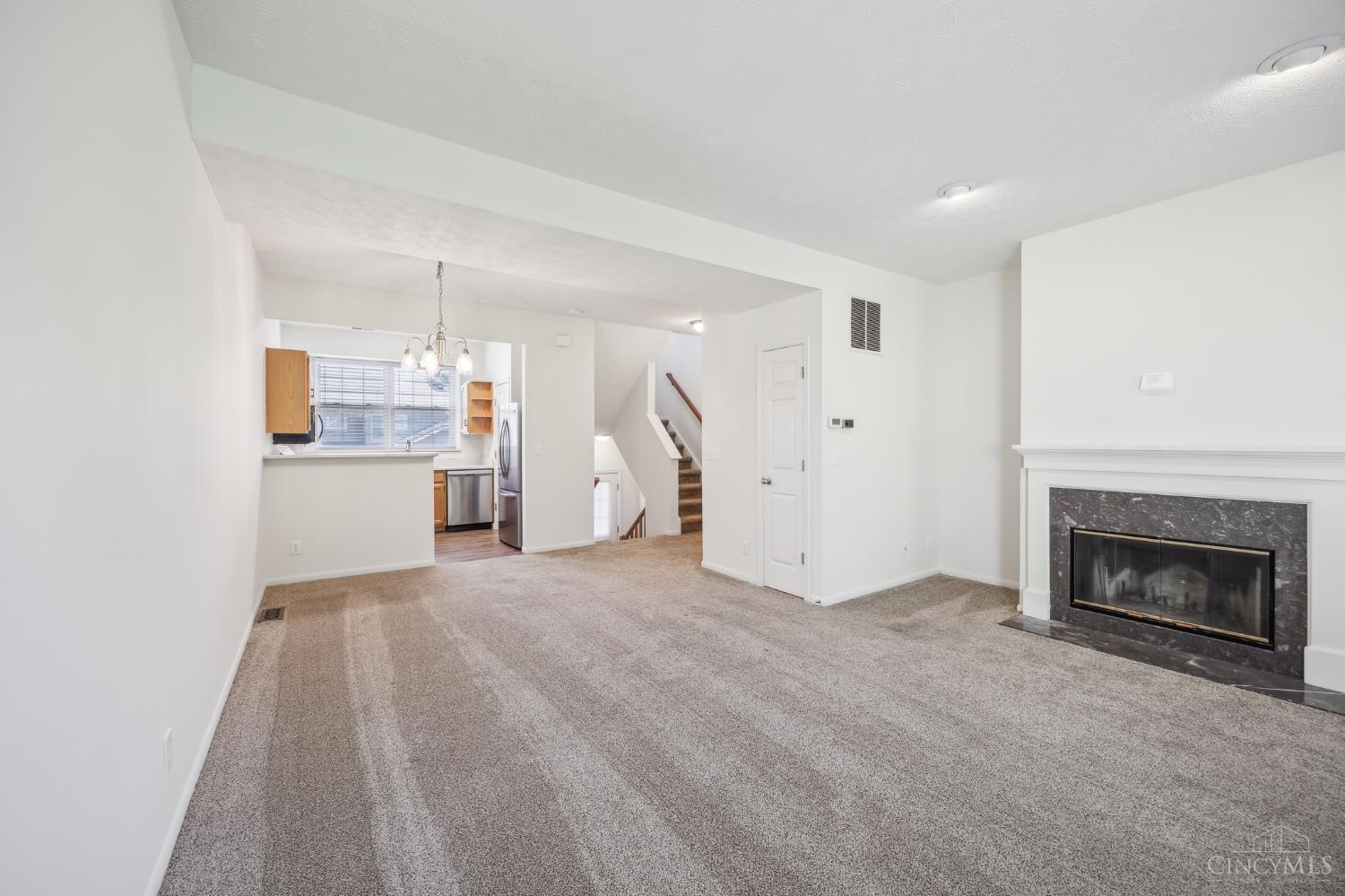 2454 Doeview Court, Cincinnati, Ohio image 2