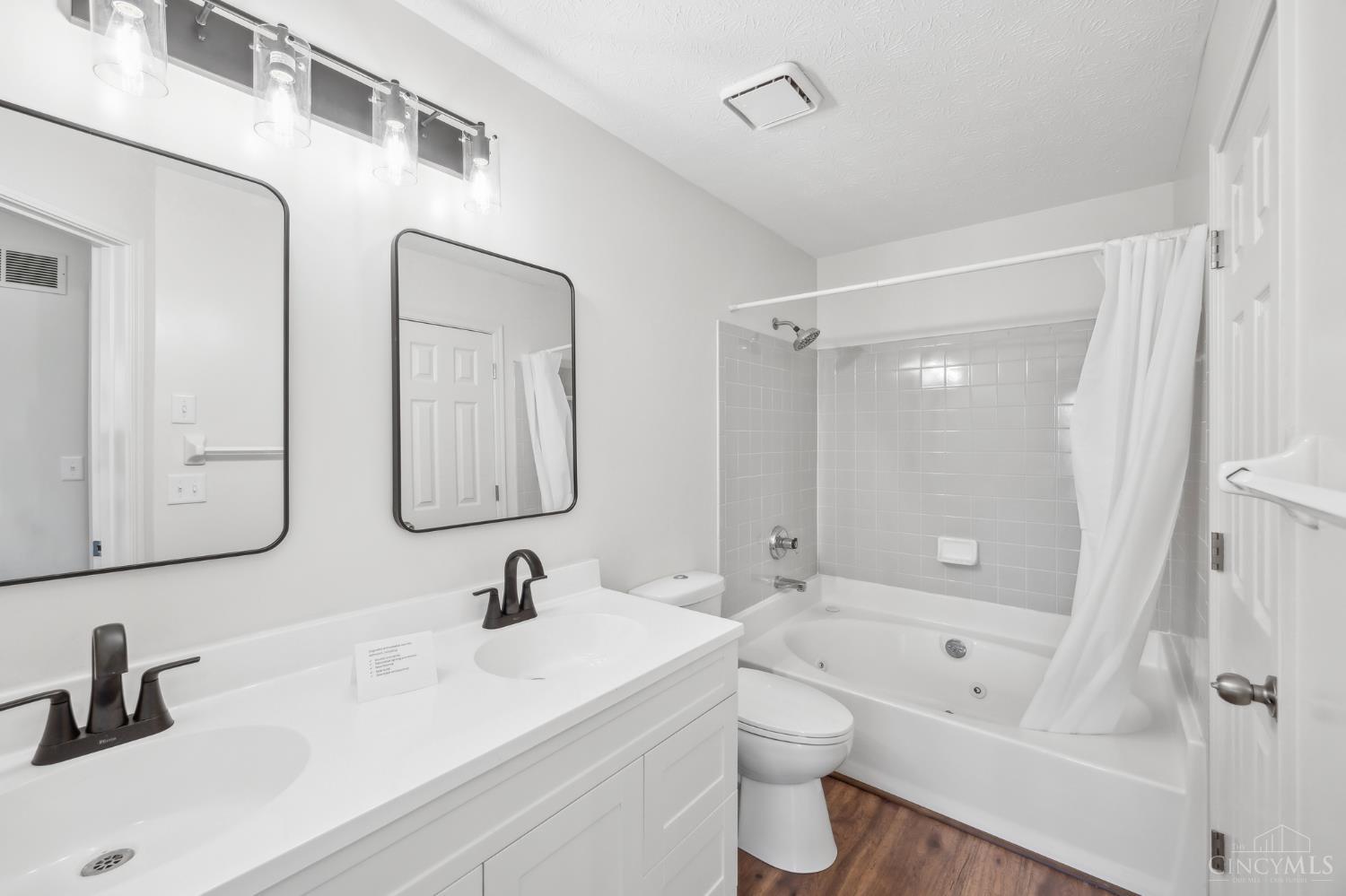 2454 Doeview Court, Cincinnati, Ohio image 8