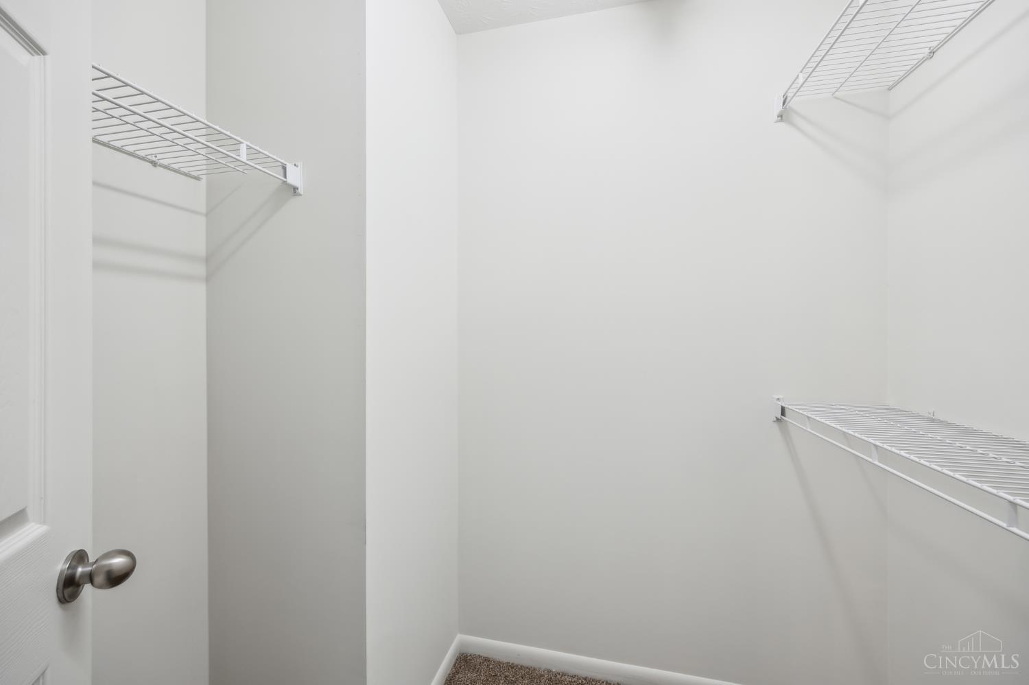 2454 Doeview Court, Cincinnati, Ohio image 9