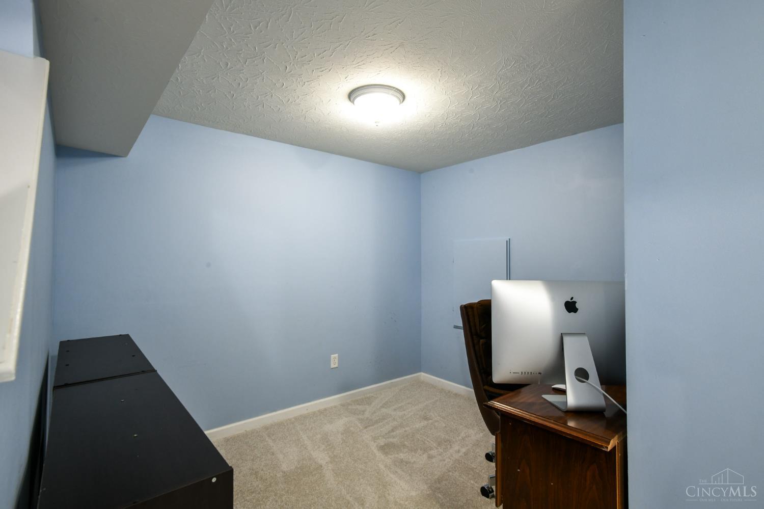 Liberty Twp, Ohio 45011, United States, 4 Bedrooms Bedrooms, ,3 BathroomsBathrooms,Residential,Pending,129670