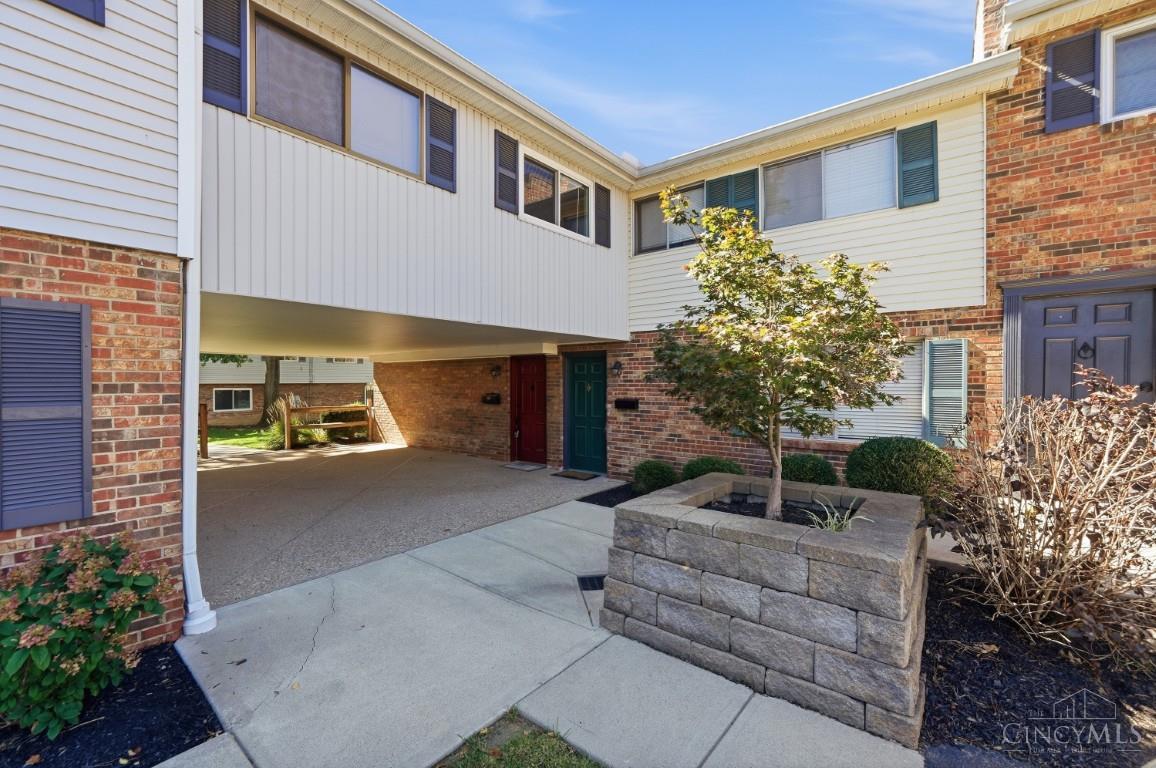 7752 Montgomery Road 14