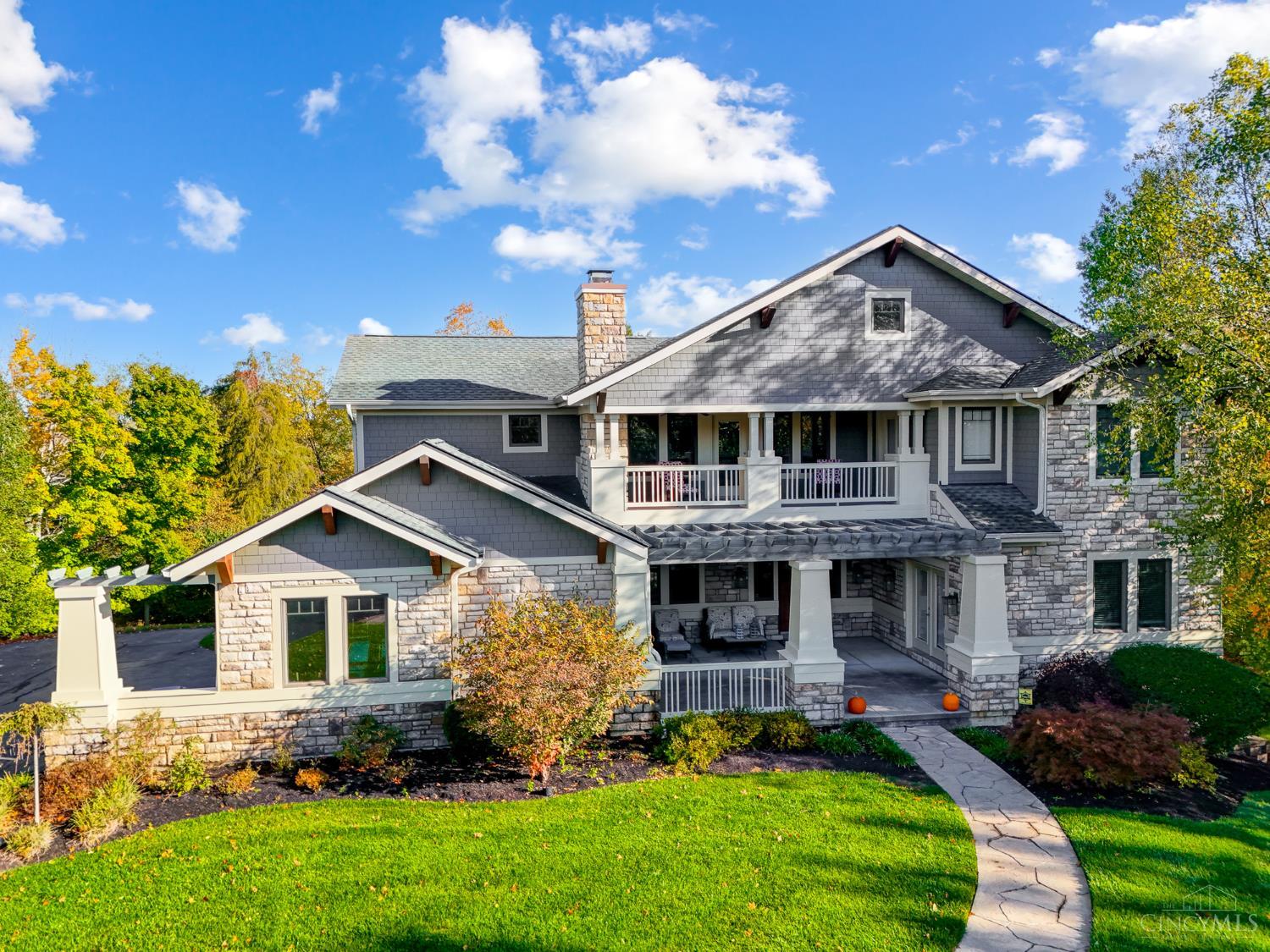 5096 Riverview Dr