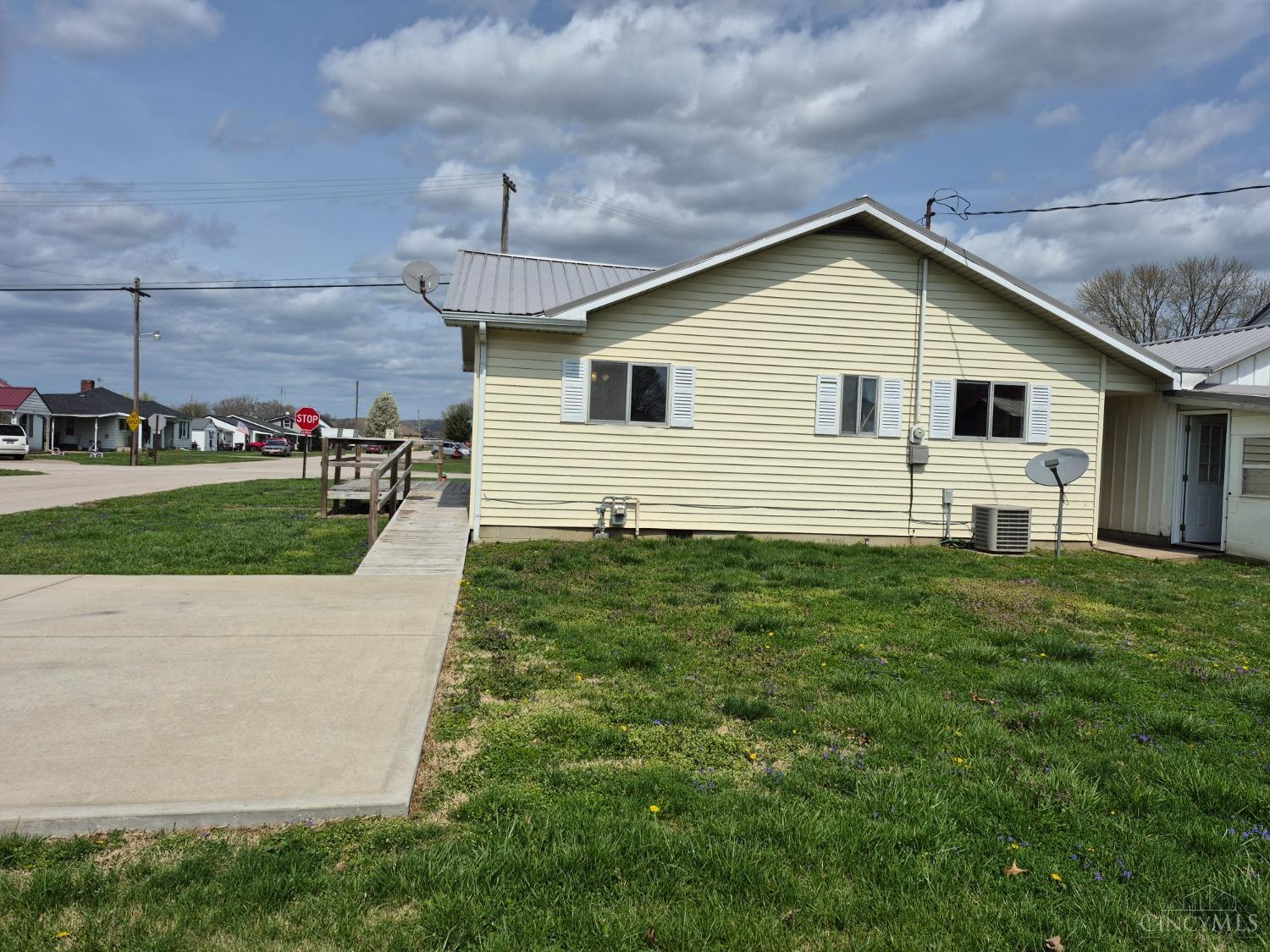 1102 Elizabeth Street, Ripley, Ohio image 5
