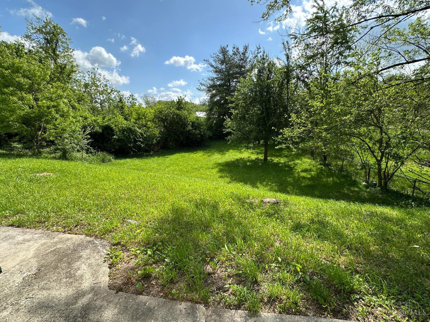 958 N High Street, Hillsboro, Ohio image 2
