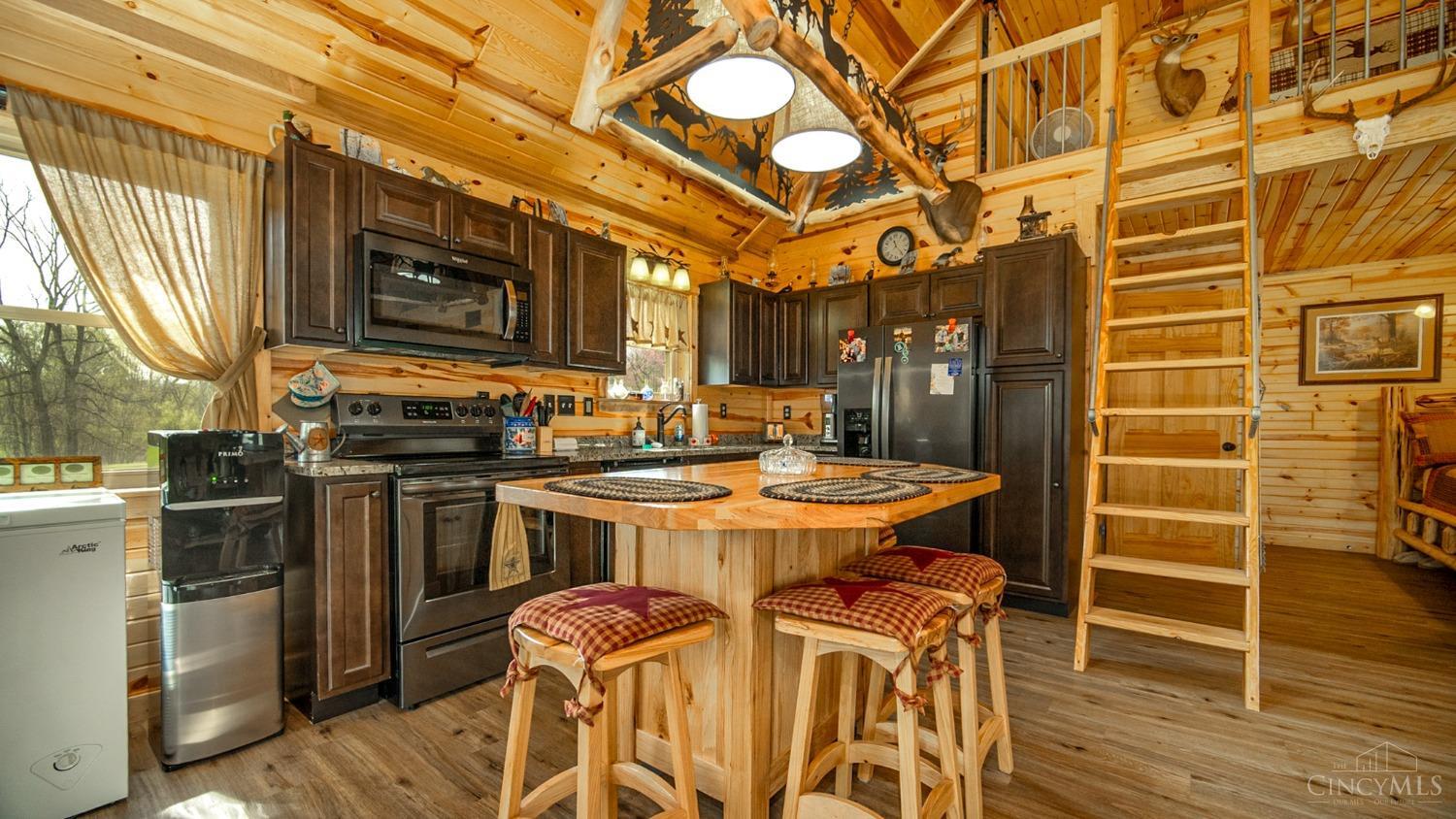 4702 Brush Creek Road, Monroe, Ohio image 10