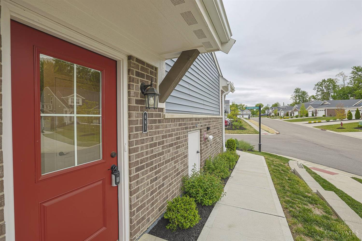 691 Tradition Ridge
