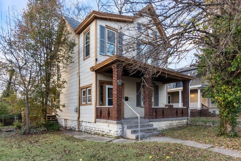 Homes For Rent - 5213 Kenwood Road<br/> Cincinnati, OH 45227