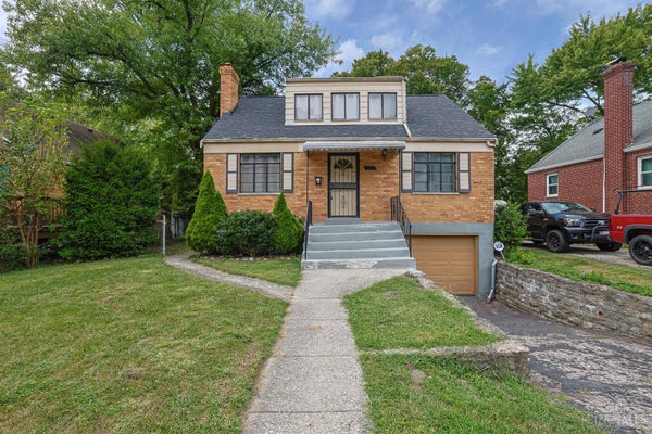 8335 JACKIES DR, CINCINNATI, OH 45239 - Image f3bb1def249ce51bc46cbf826d5b97cd/2479975581