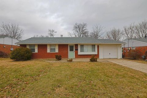 Photo of 238 Diston Lane, Springdale, OH 45246 (MLS # 1866932)