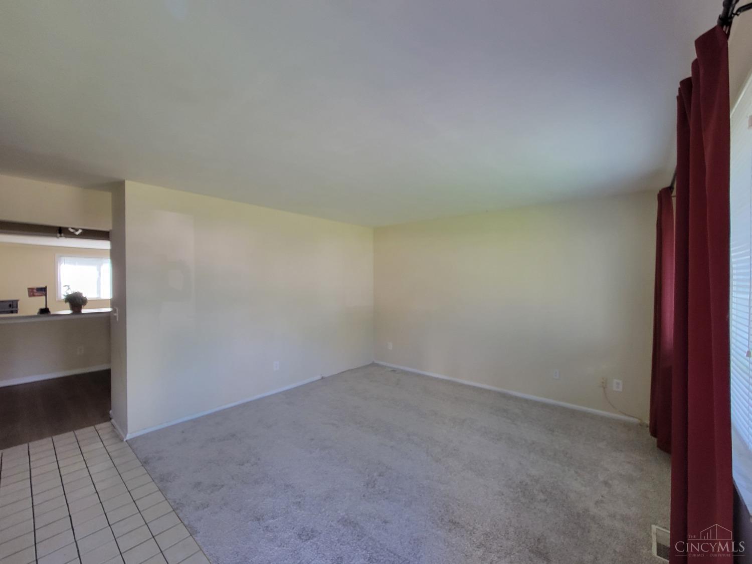 6705 Grange Court, Colerain Twp, Ohio image 3