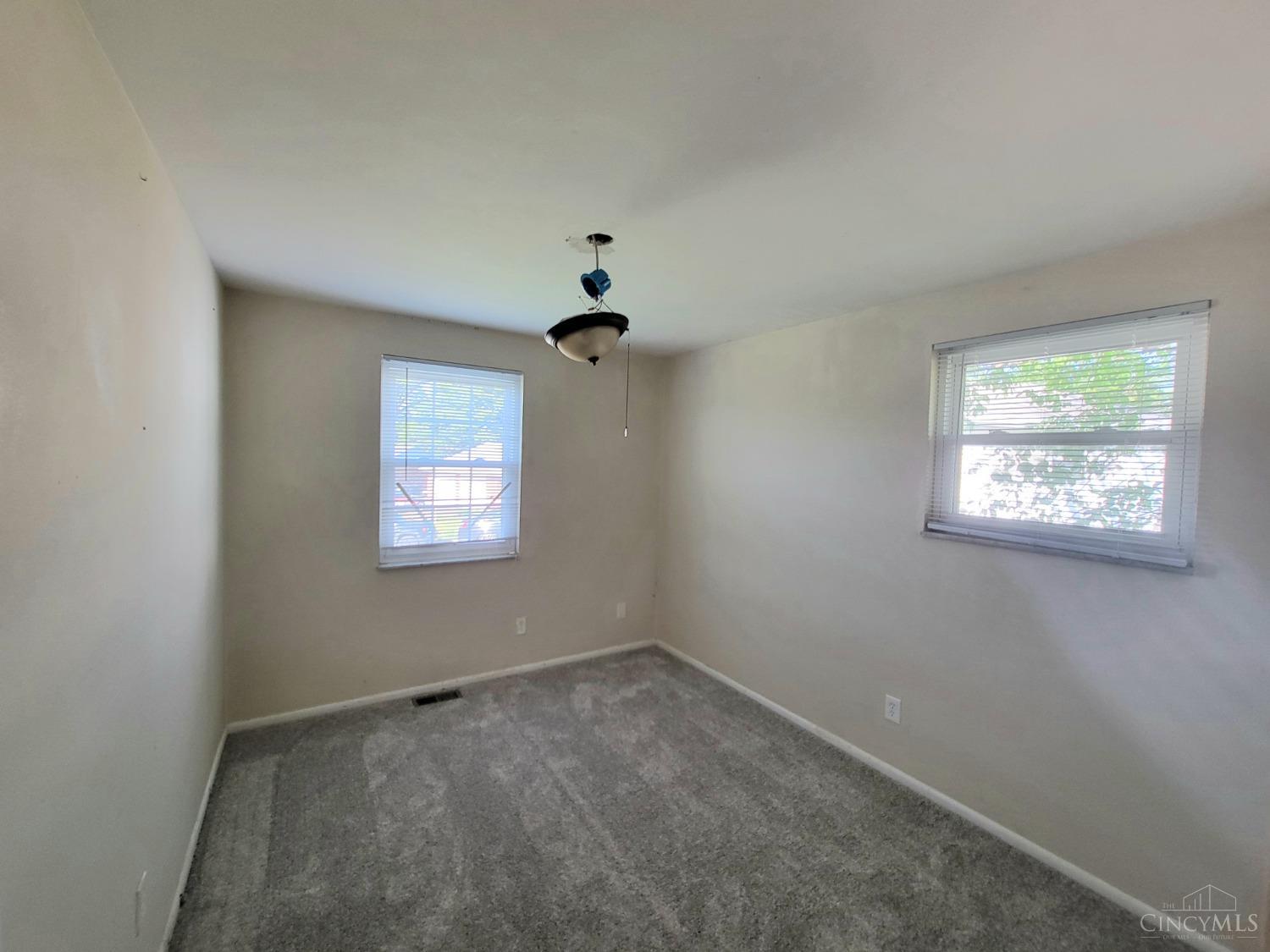 6705 Grange Court, Colerain Twp, Ohio image 11