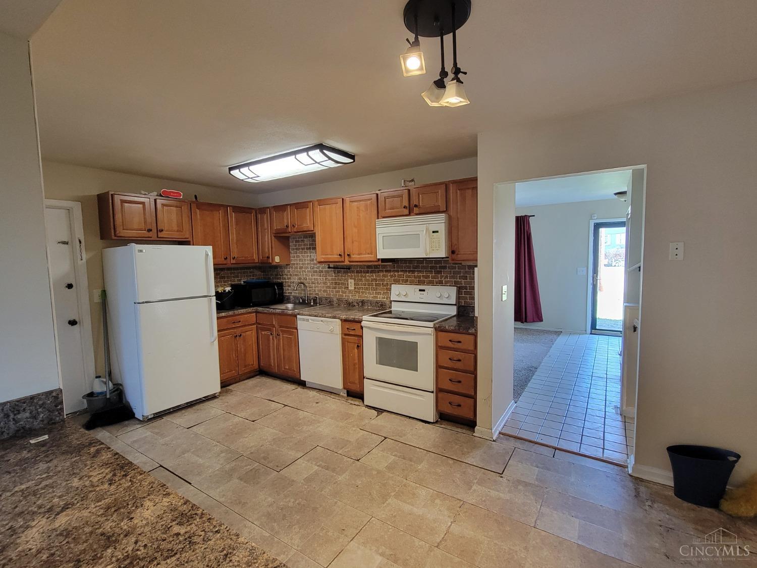 6705 Grange Court, Colerain Twp, Ohio image 3