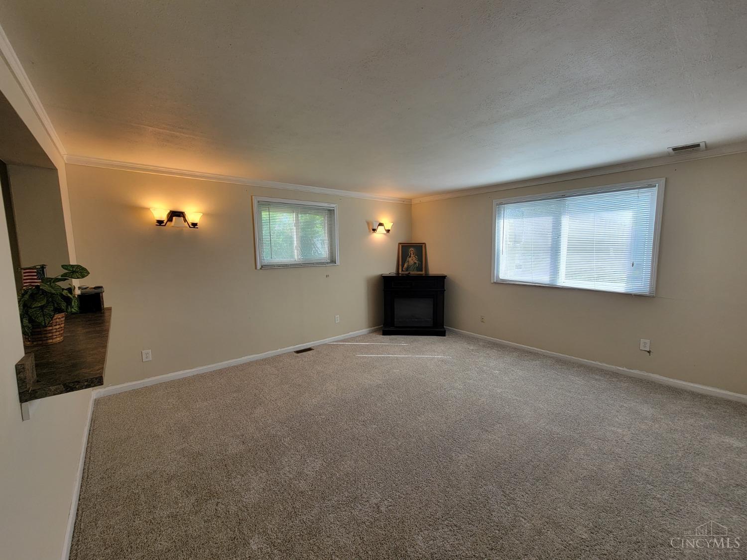 6705 Grange Court, Colerain Twp, Ohio image 8