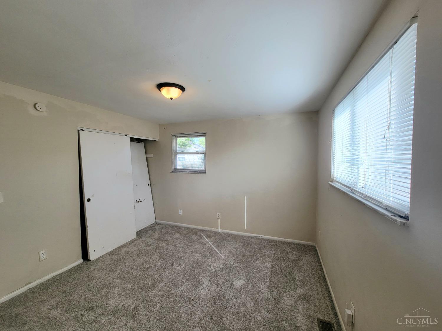 6705 Grange Court, Colerain Twp, Ohio image 12