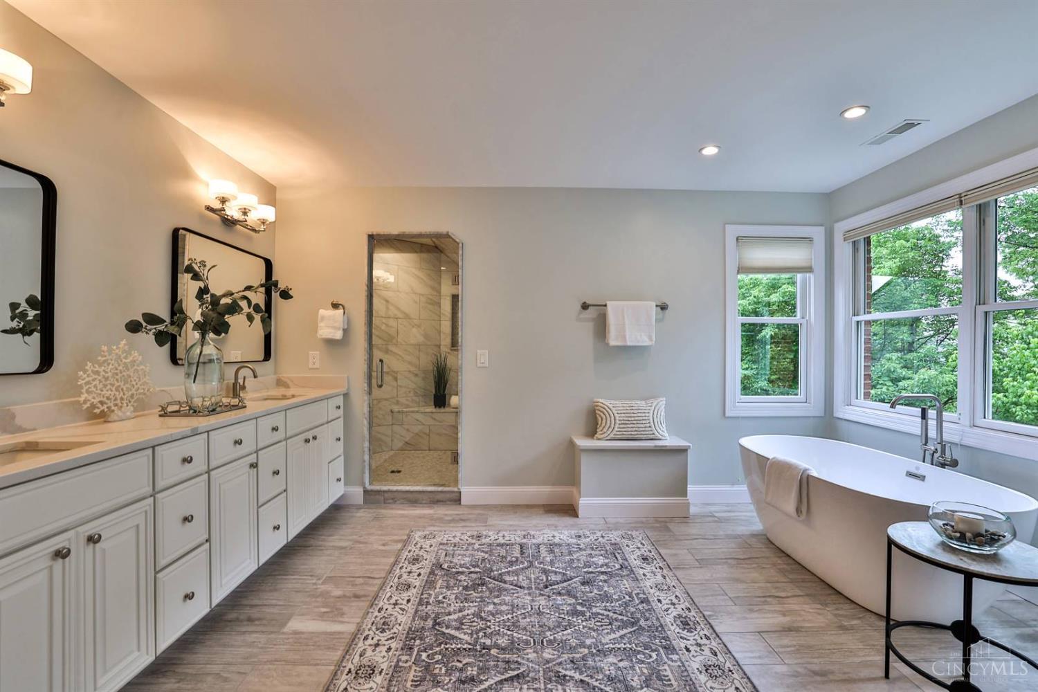 680 Spring Hill Lane, Cincinnati, Ohio image 31