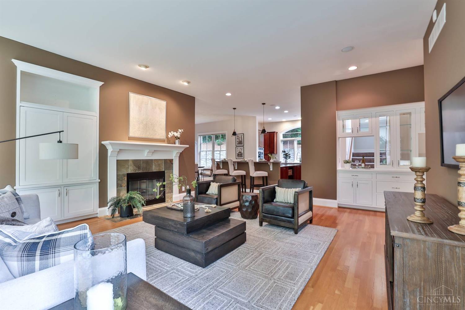 680 Spring Hill Lane, Cincinnati, Ohio image 8