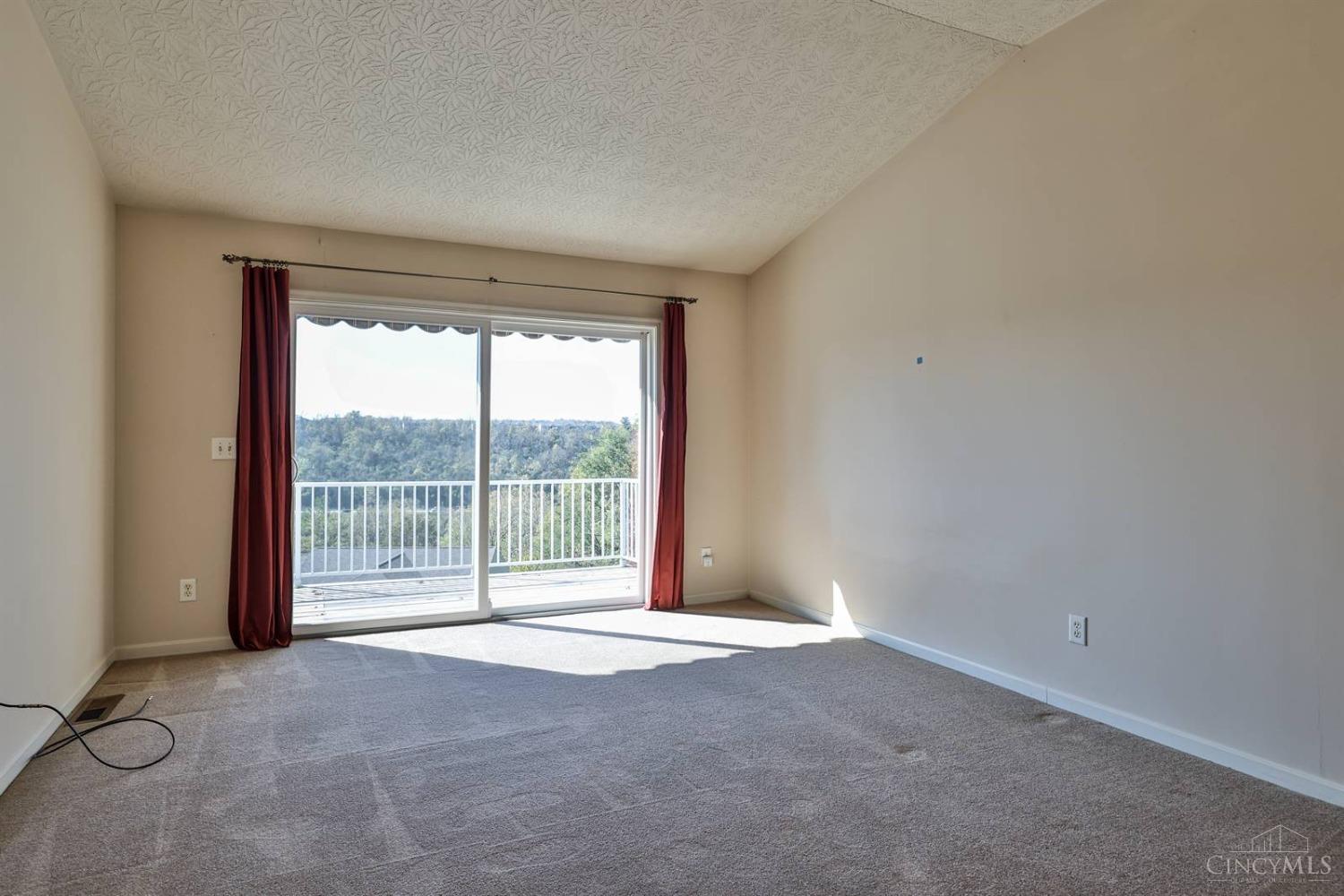 5795 Spire Ridge Court #11H, Green Twp, Ohio image 7