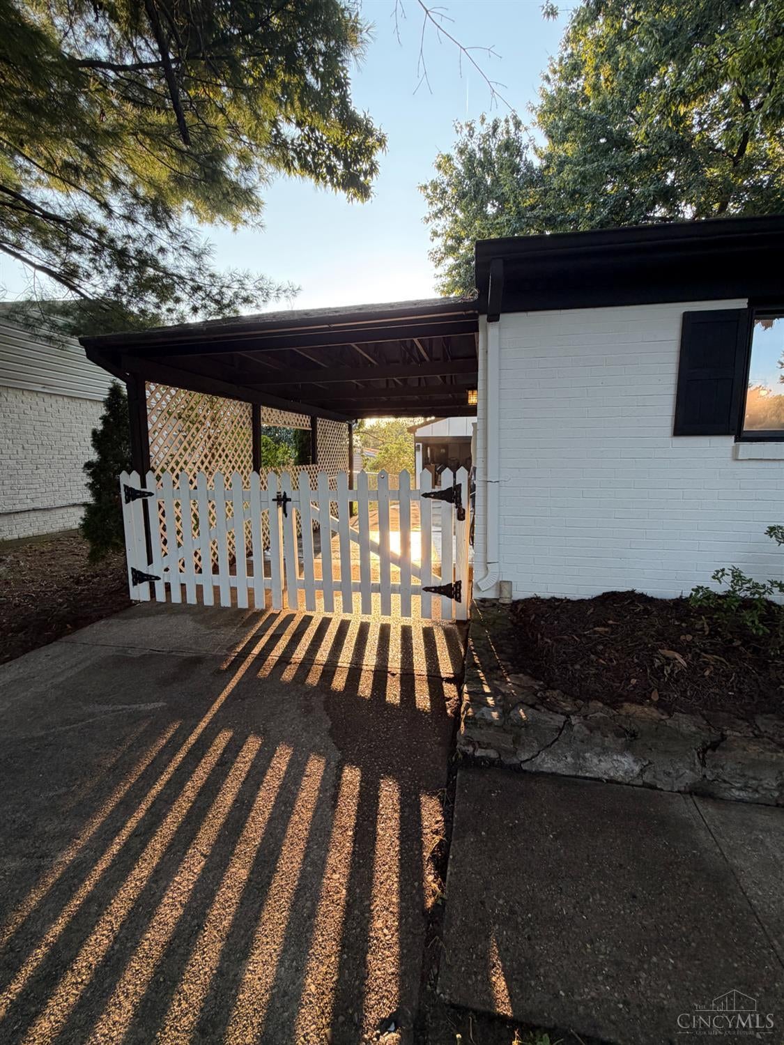 5703 Tall Oaks Drive