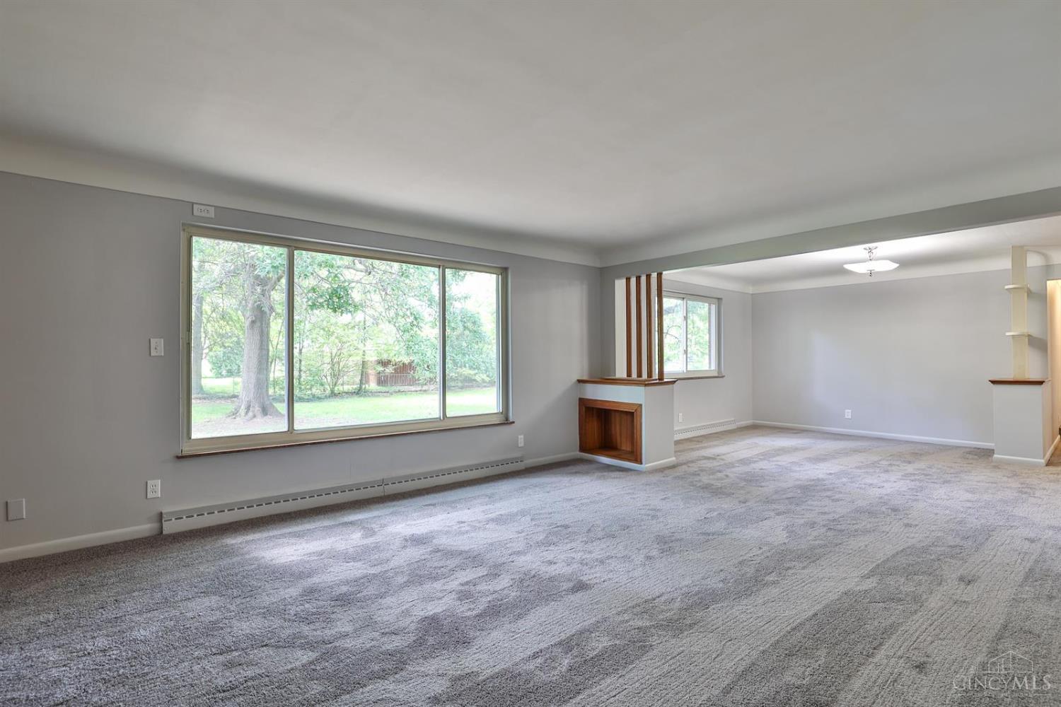 8667 Woodview Drive, Springfield Twp., Ohio image 10