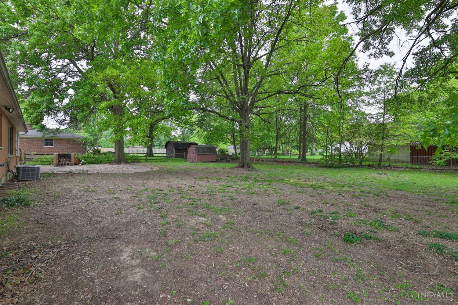 8667 Woodview Drive, Springfield Twp., Ohio image 39