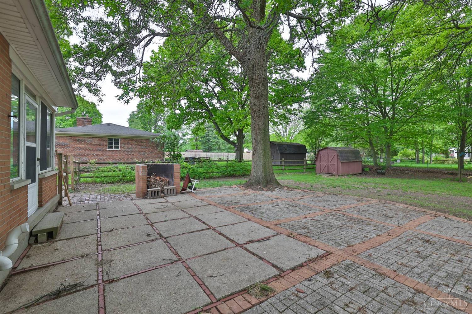 8667 Woodview Drive, Springfield Twp., Ohio image 36