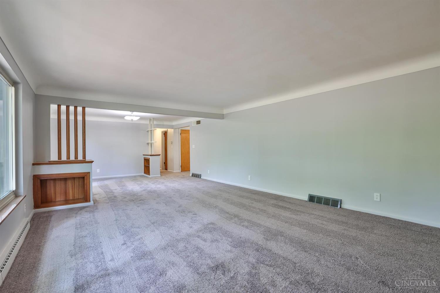8667 Woodview Drive, Springfield Twp., Ohio image 8