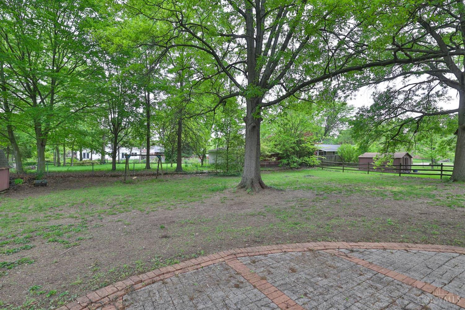 8667 Woodview Drive, Springfield Twp., Ohio image 38