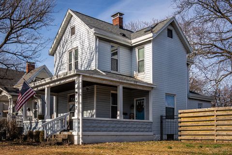 Photo of 1808 Maple Avenue, Norwood, OH 45212 (MLS # 1864899)