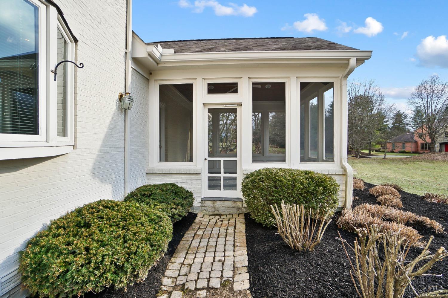 5083 Rollman Estates Drive, Amberley, Ohio image 39